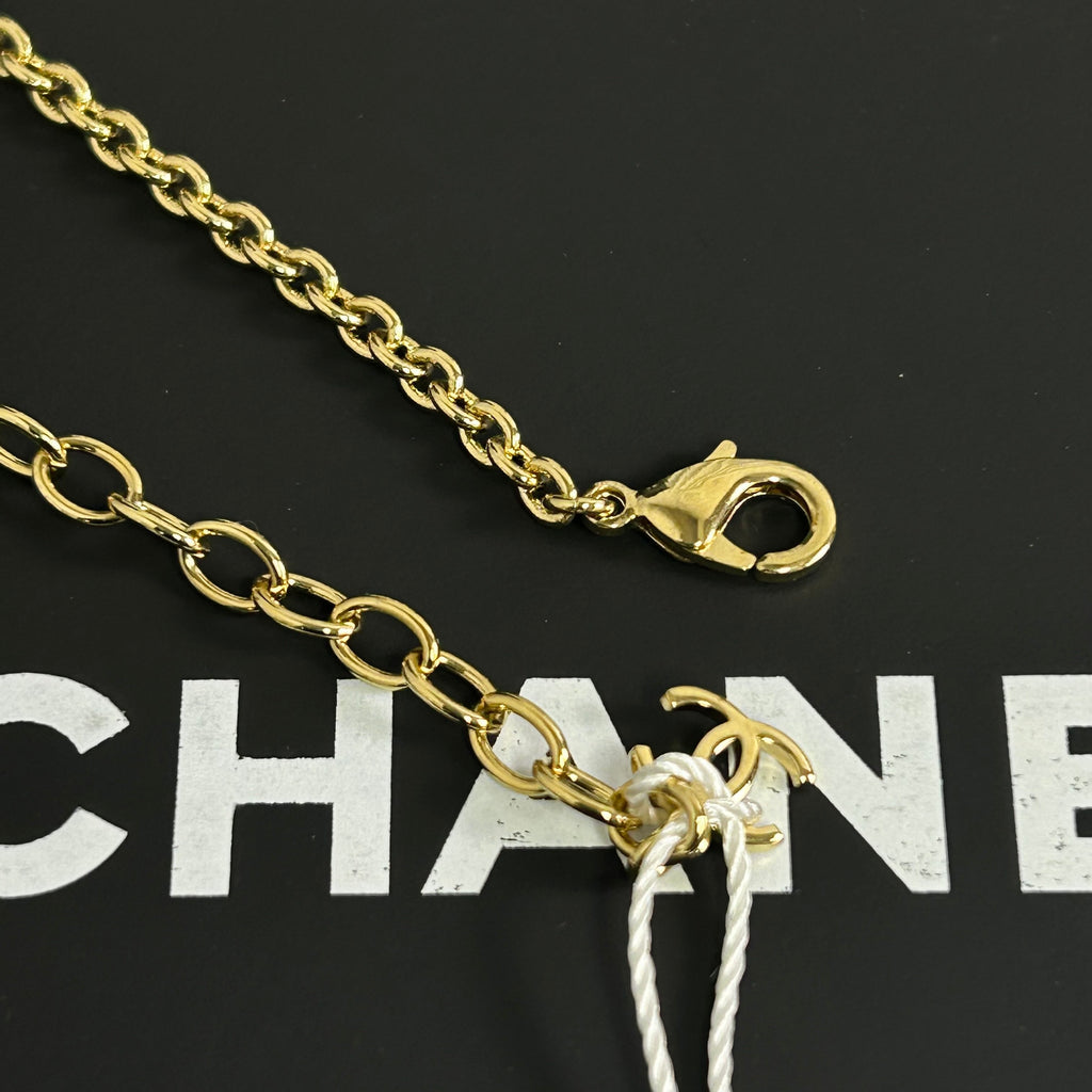 Chanel CC Logo Crystal Choker Necklace LDZ0046