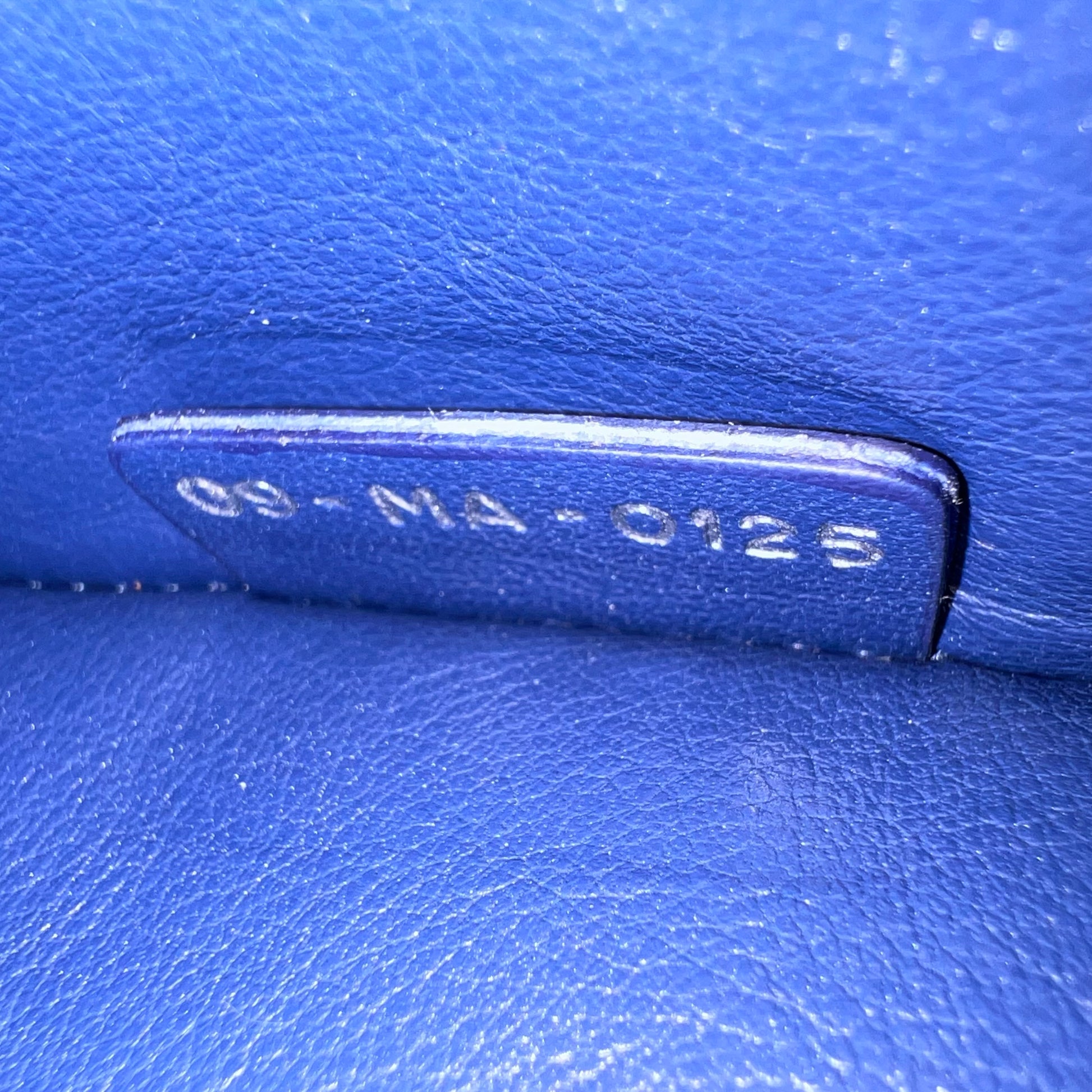 Christian Dior Medium Diorissimo bag B22412