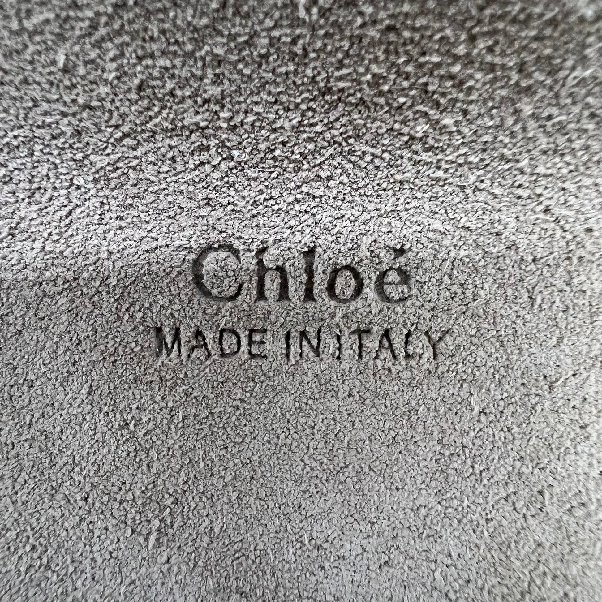 Chloé Leather Crossbody Bag B22042
