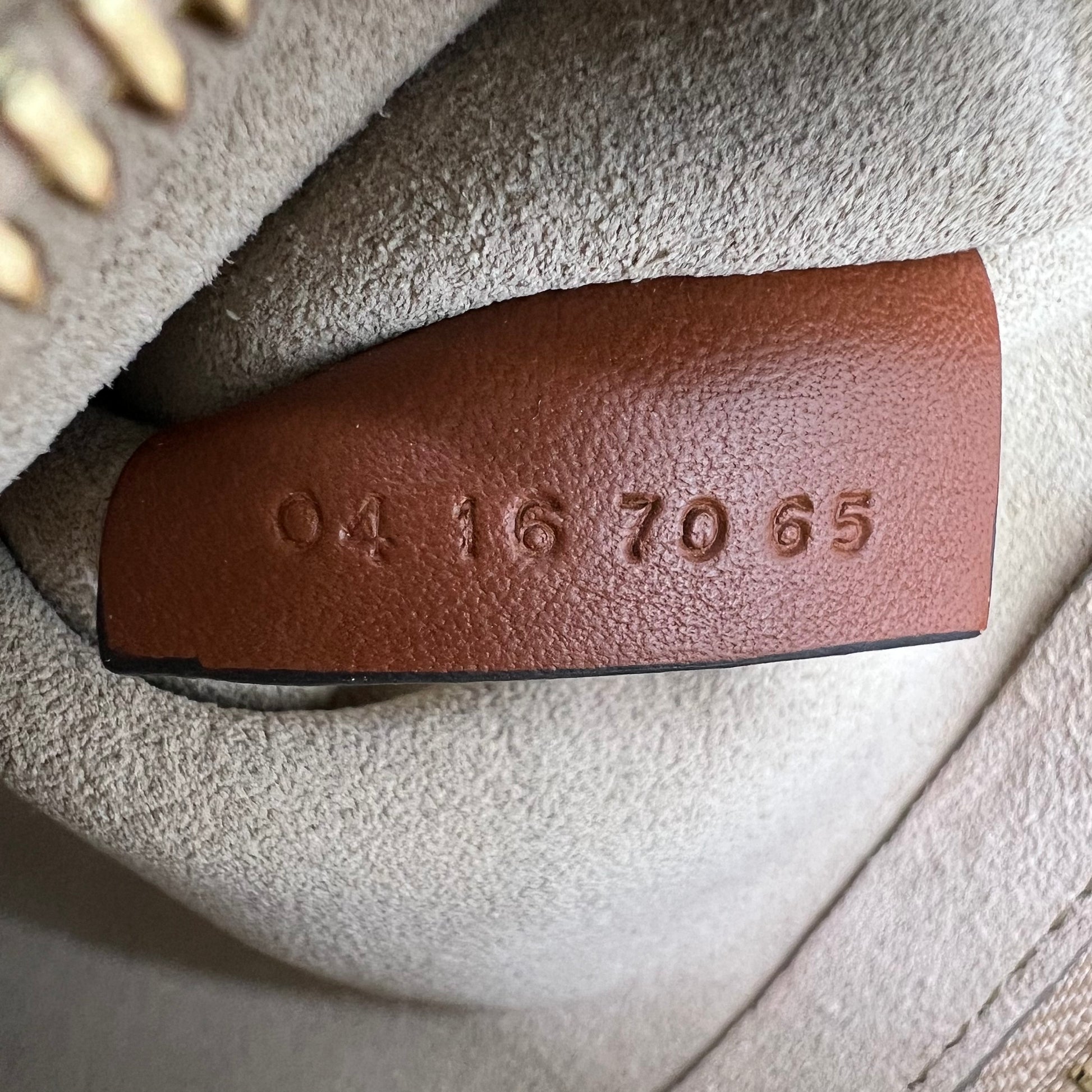 Chloé Leather Crossbody Bag B22042