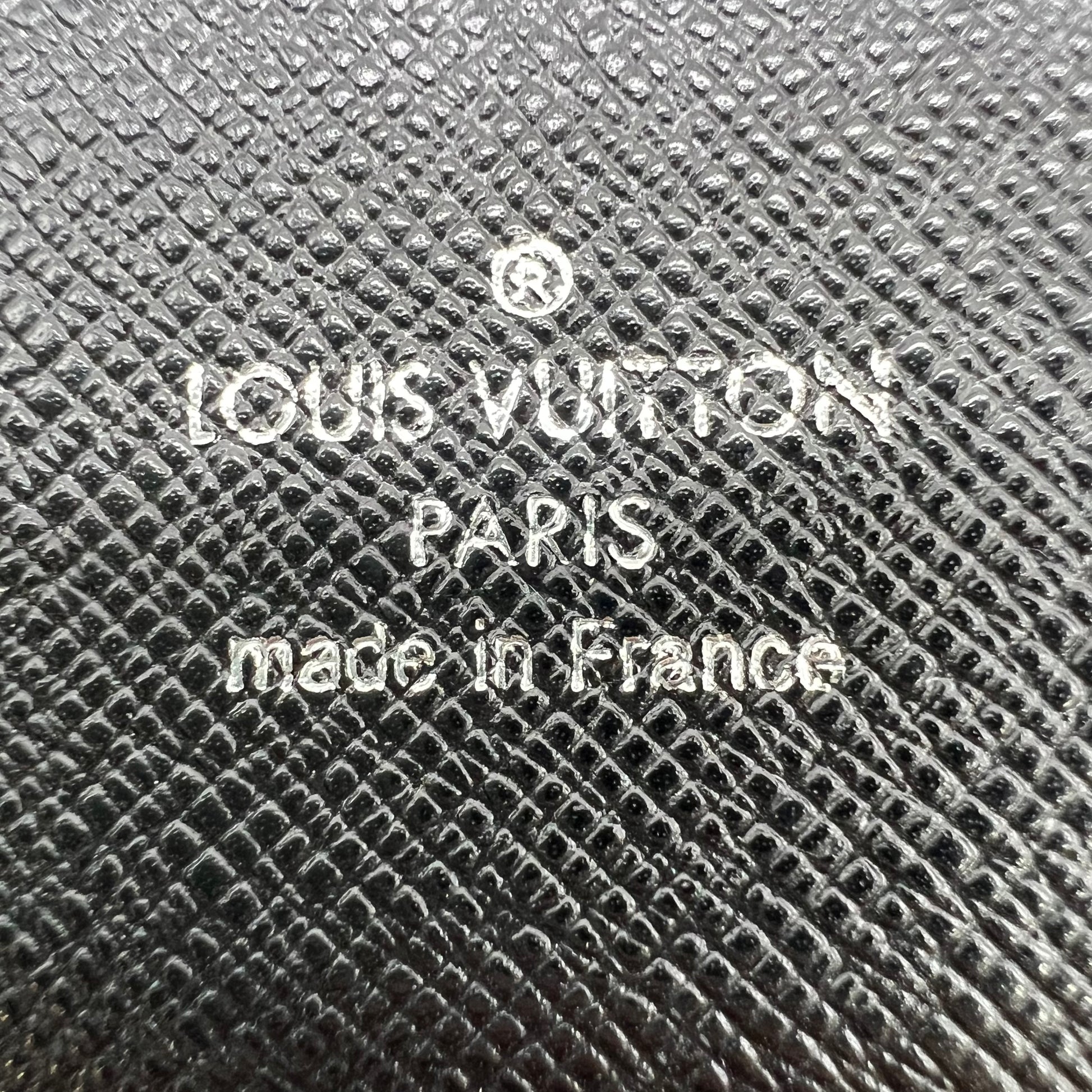 Louis Vuitton Epi Zippy Wallet W21760