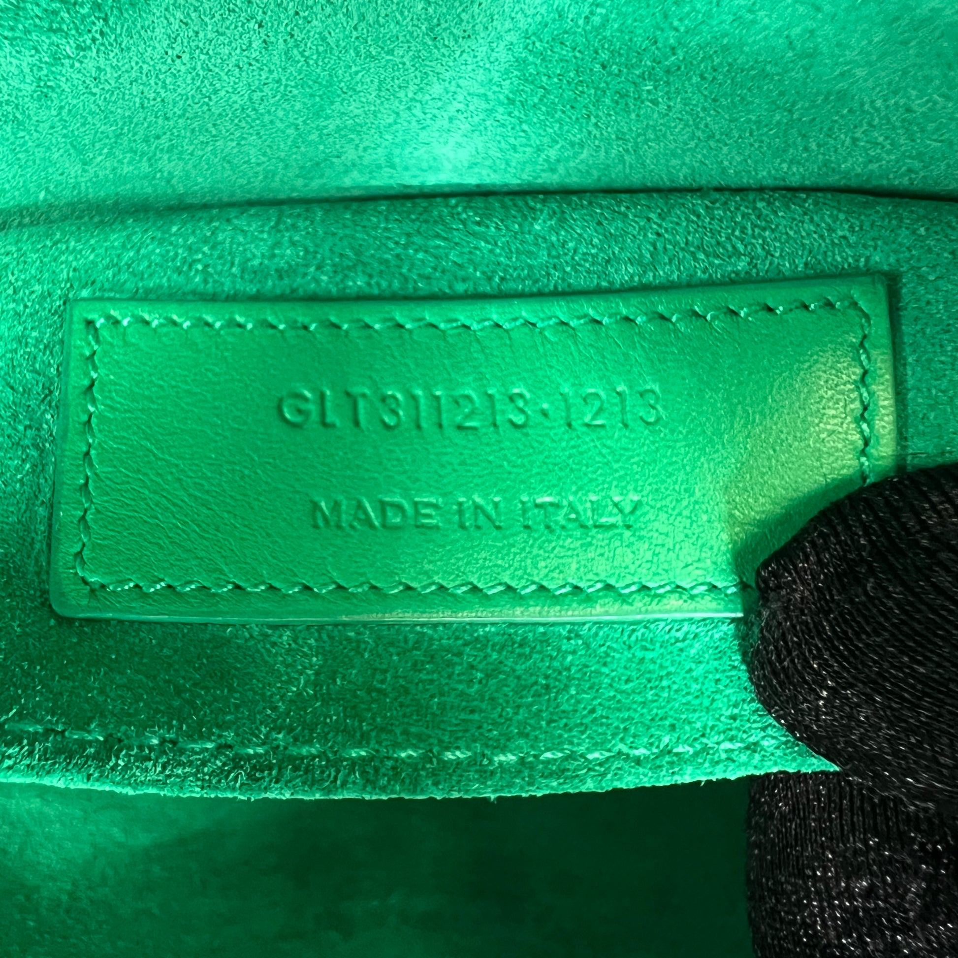Yves Saint Laurent Green Calfskin Leather Ligne Y Clutch Bag W21772