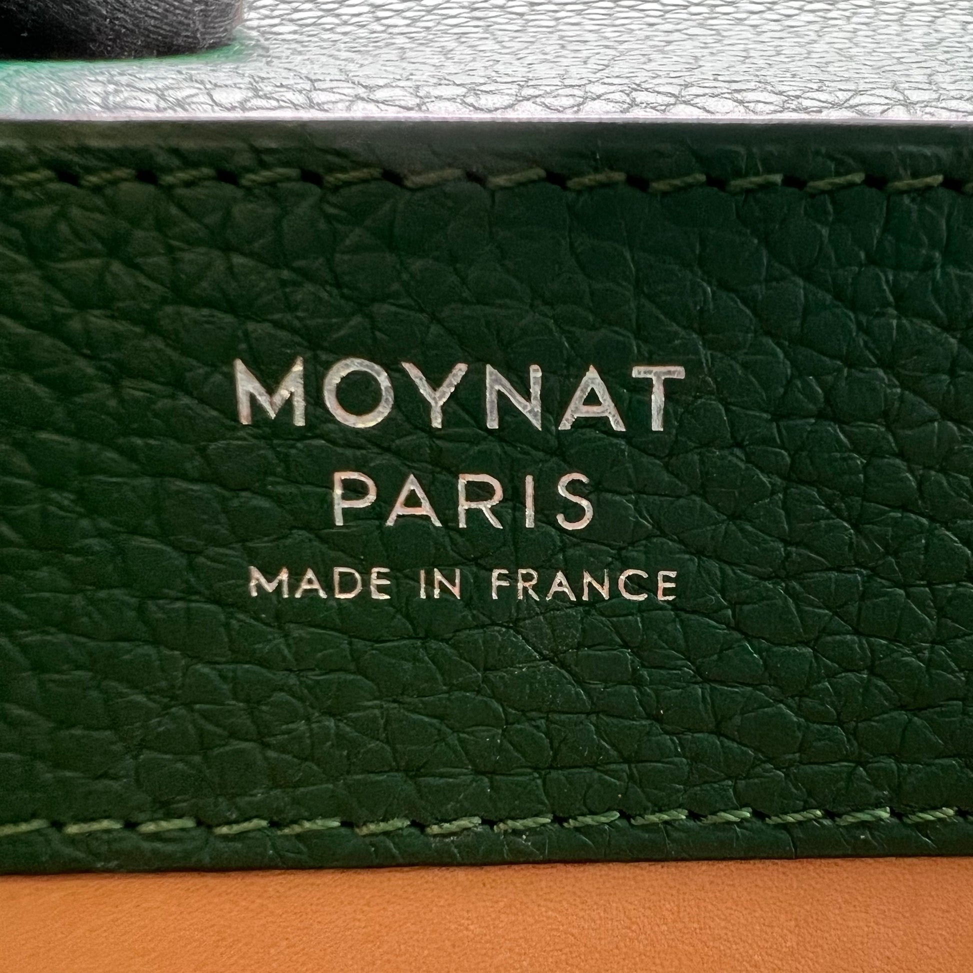 Moynat Réjane Leather Bag B22438