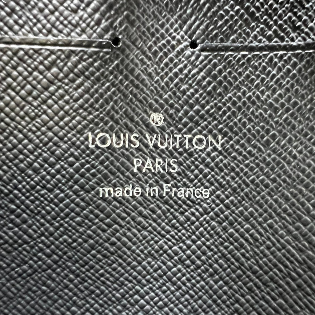 Louis Vuitton Damier Graphite Pochette Jour PM W21831
