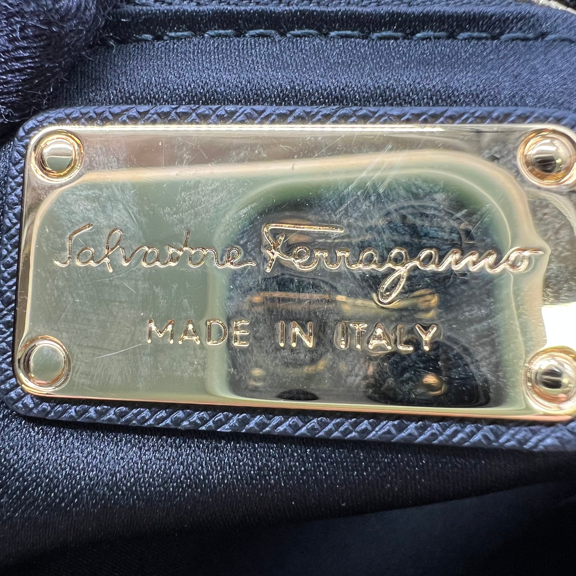 Salvatore Ferragamo Beky tote B22727