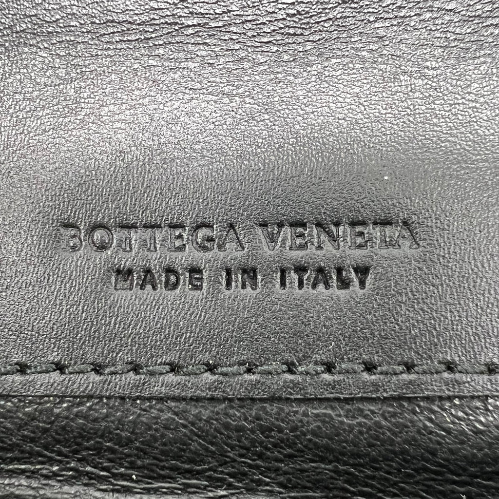 Bottega Veneta Intrecciato Continental Flap Wallet W22149