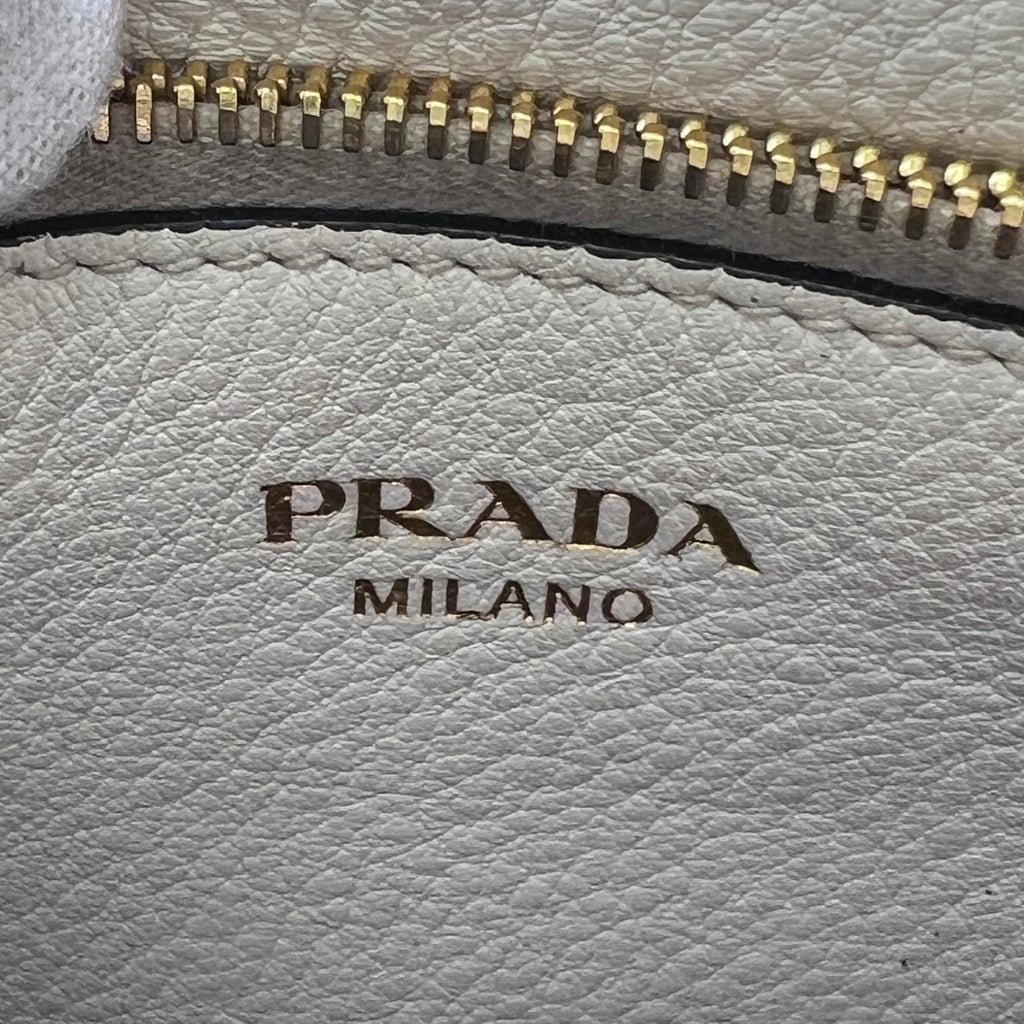 Prada Vitello Phenix Crossbody Bag B21679