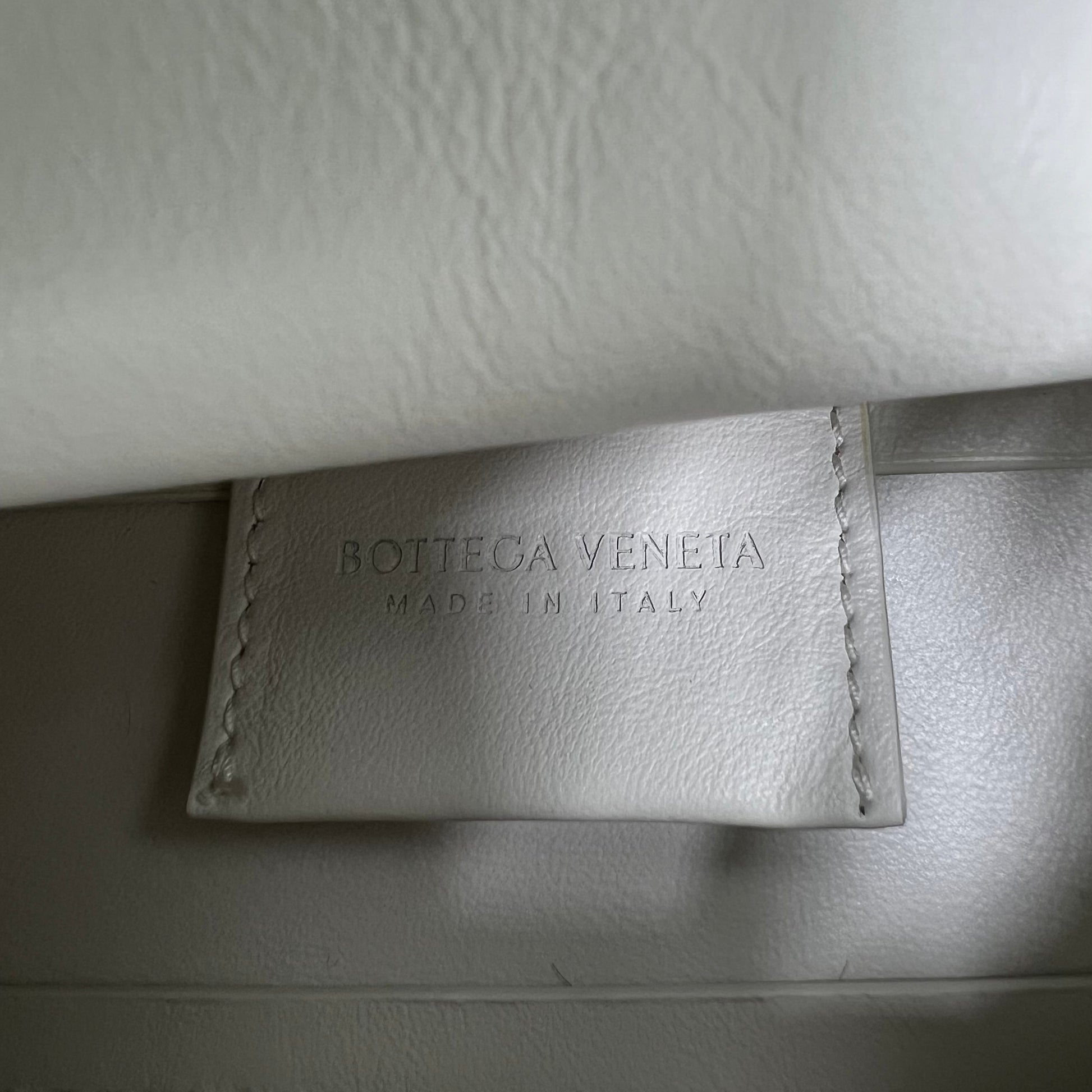 Bottega Veneta The Point Triangle Bag B22638