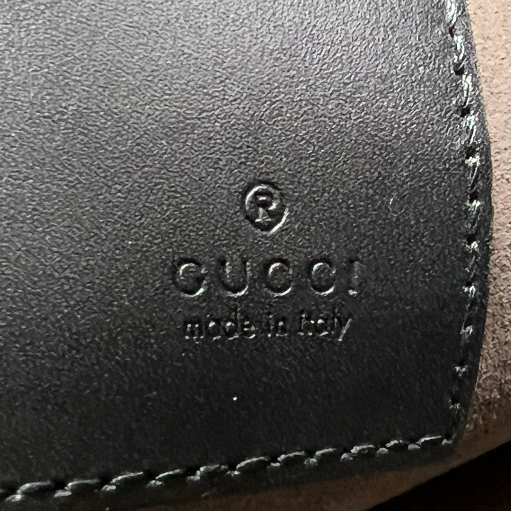 Gucci GG Supreme Eden Clutch / Wrist Pouch W22006