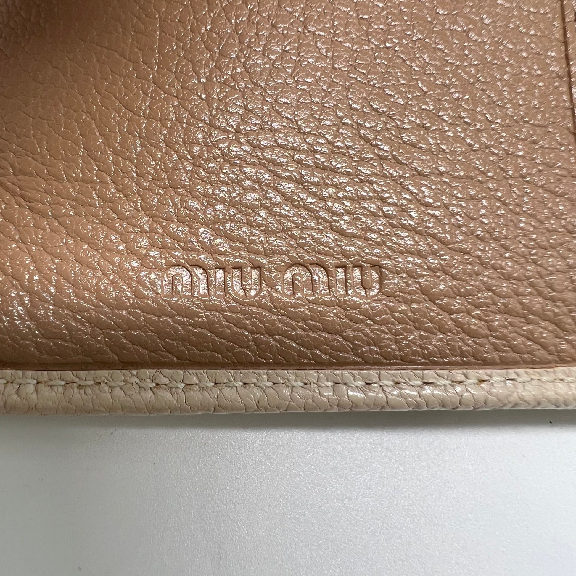 Miu Miu Madras Bicolor Flap Compact Wallet W22195