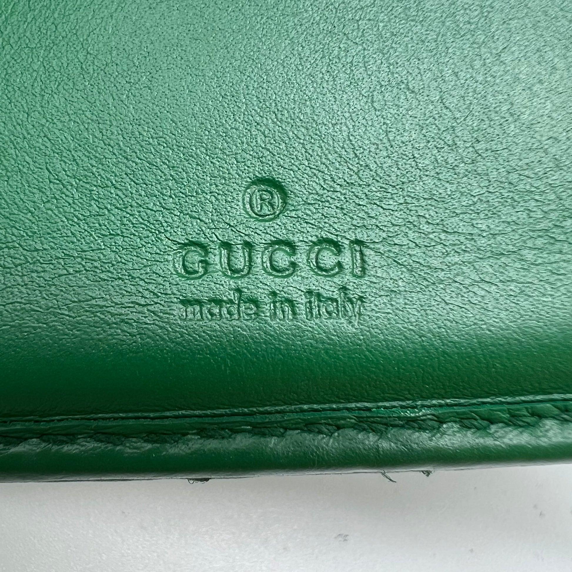 Gucci GG Marmont Matelassé Card Case Wallet W22217