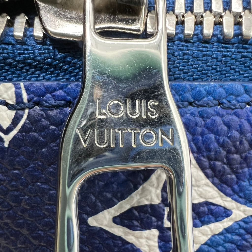 Louis Vuitton Discovery Bumbag PM in the Blue Monogram Bandana colorway