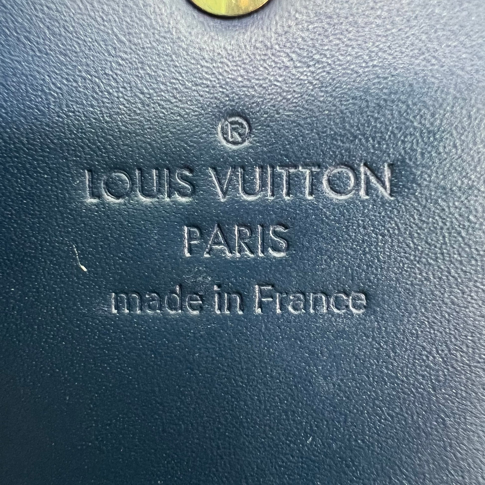 Louis Vuitton Monogram Vernis Sarah Wallet W22038