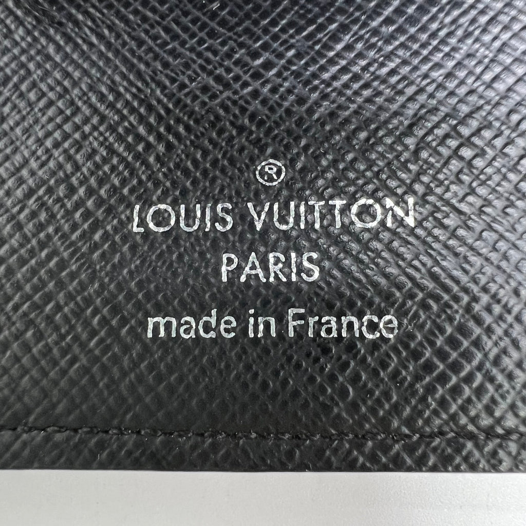 Damier Graphite World Tour Multiple Wallet W22113