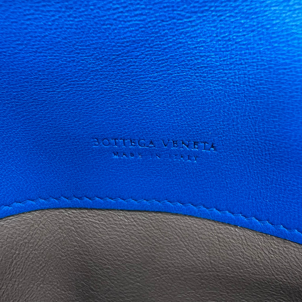 Bottega Veneta Intrecciato Long Flap Wallet W22145