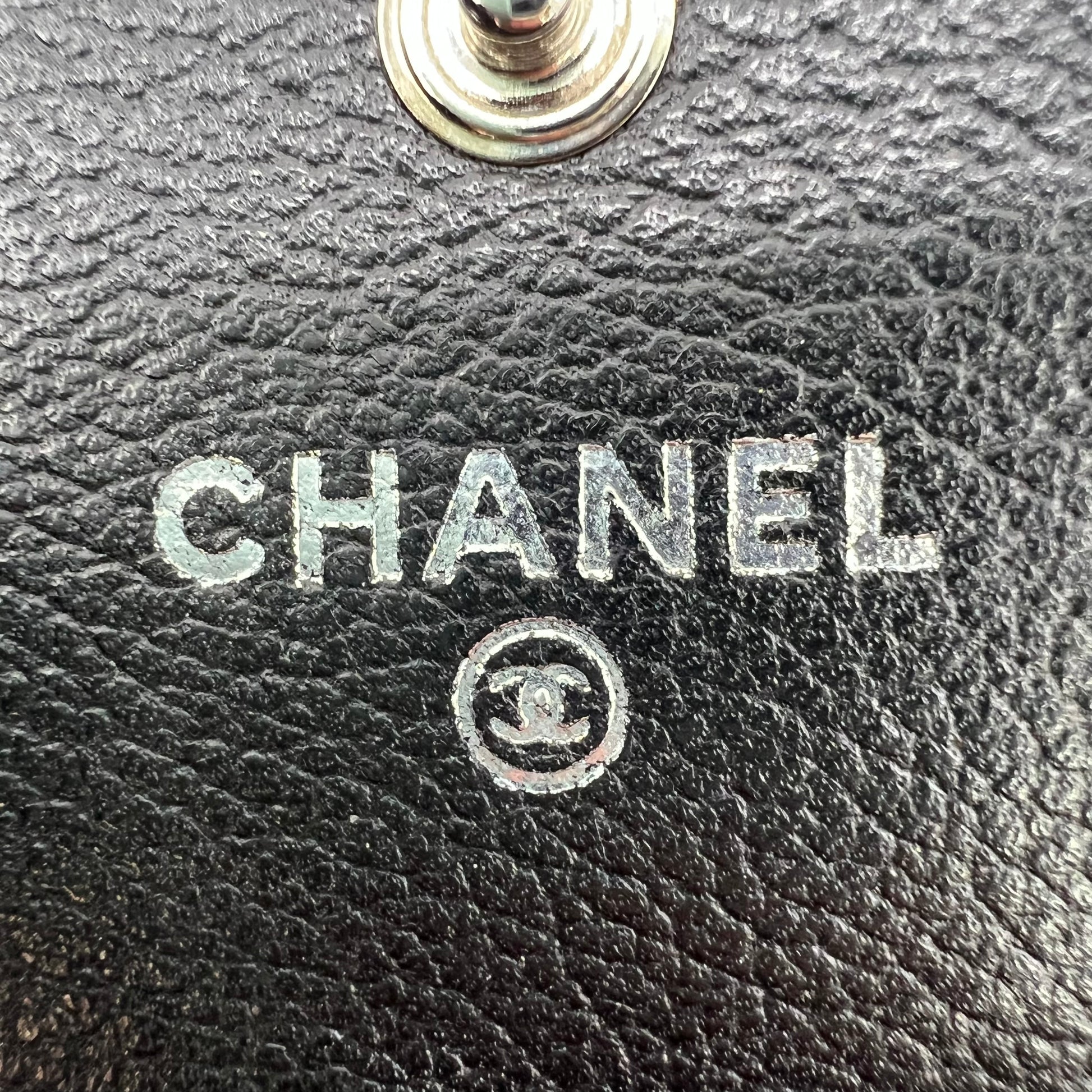 Chanel Camellia CC Logo Grained Calfskin Flap Wallet W22270