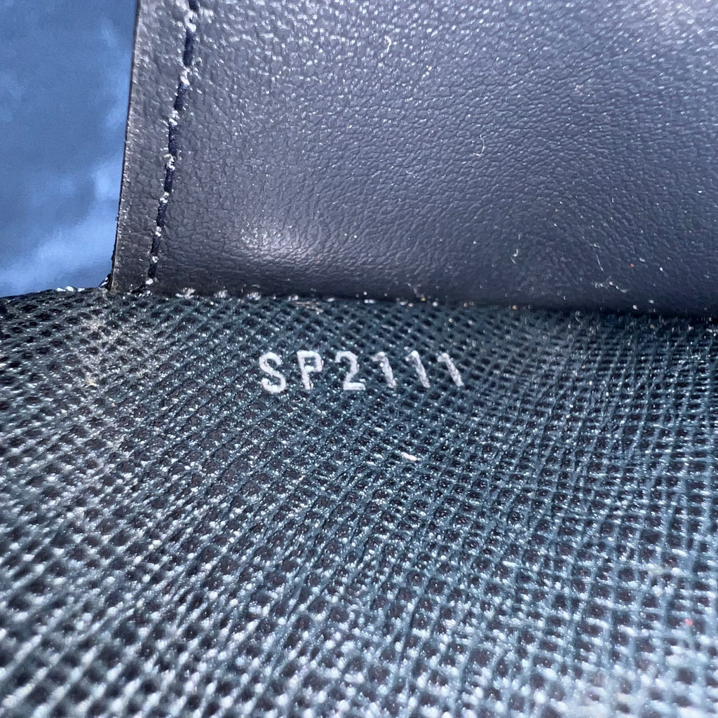 Louis Vuitton Slender Wallet W22255