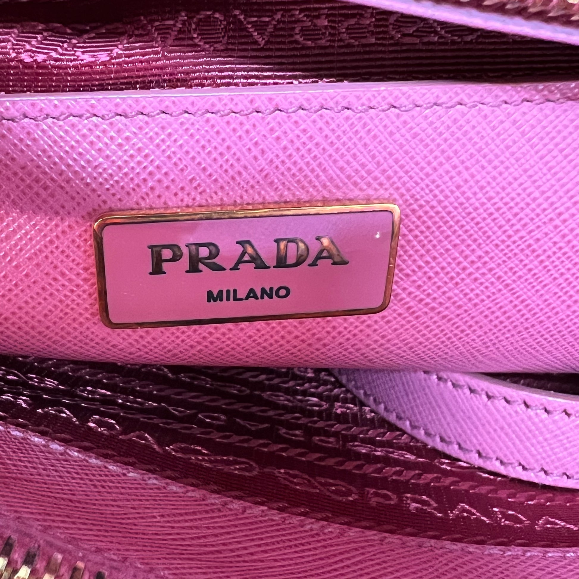 Prada Saffiano Lux Medium Open Promenade Satchel Bag B22765