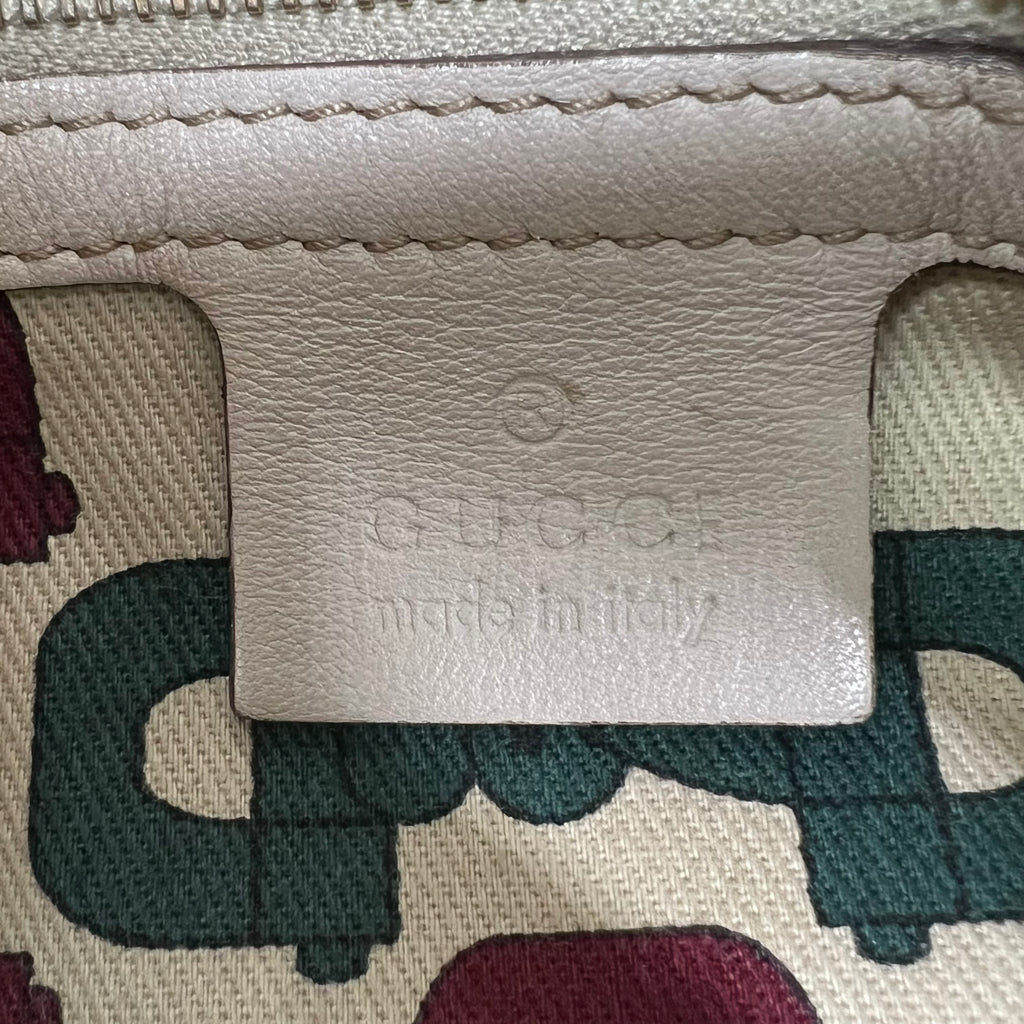 Gucci Guccissima Leather Pelham Medium Shoulder Bag B22127