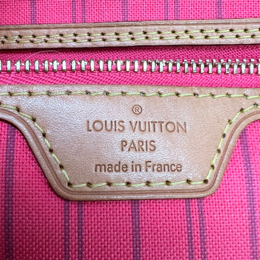 Louis Vuitton Monogram V Neverfull MM B22617