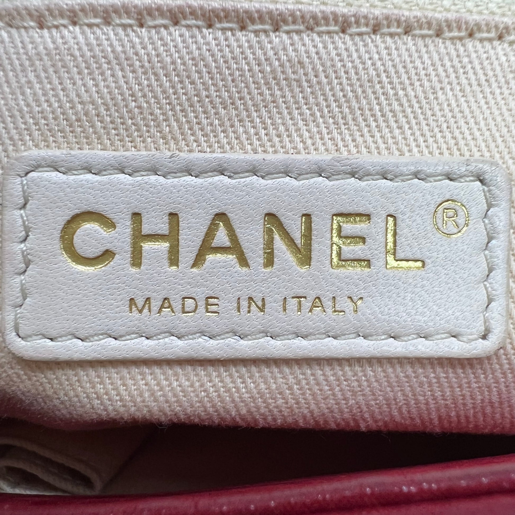 Chanel Red Quilted Iridescent Calfskin Chic Quilt Flap Bag B23001
