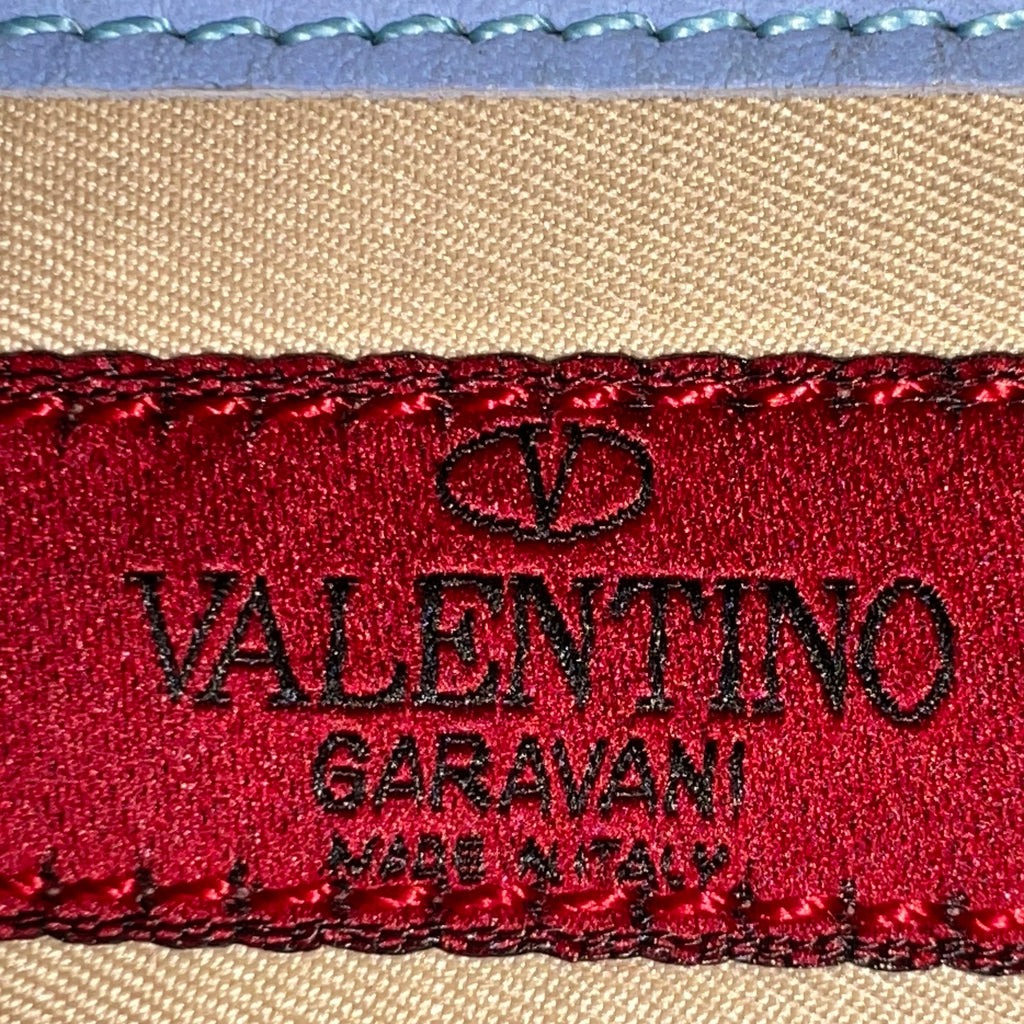Valentino Garavani Rockstud Bangle Clutch B22681