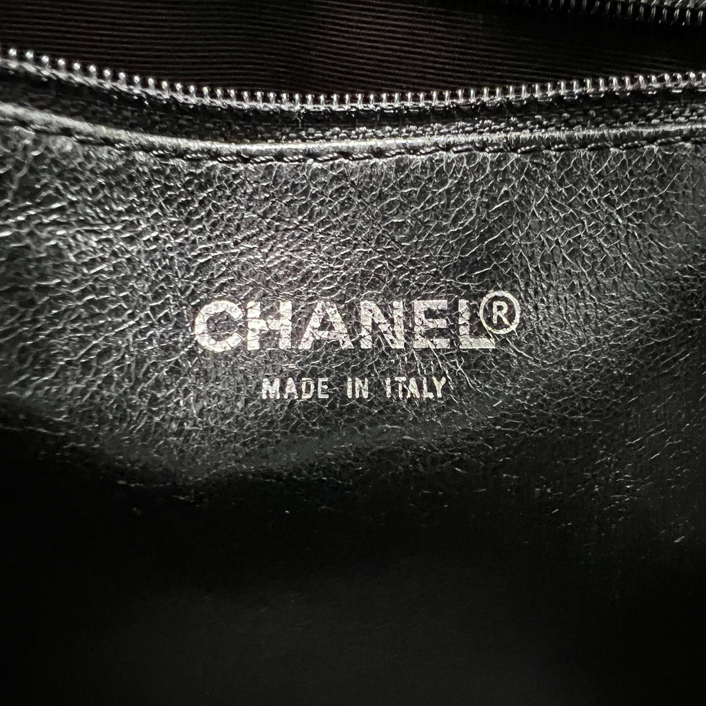Chanel Caviar Quilted Timeless CC Medallion Tote Bag B22858
