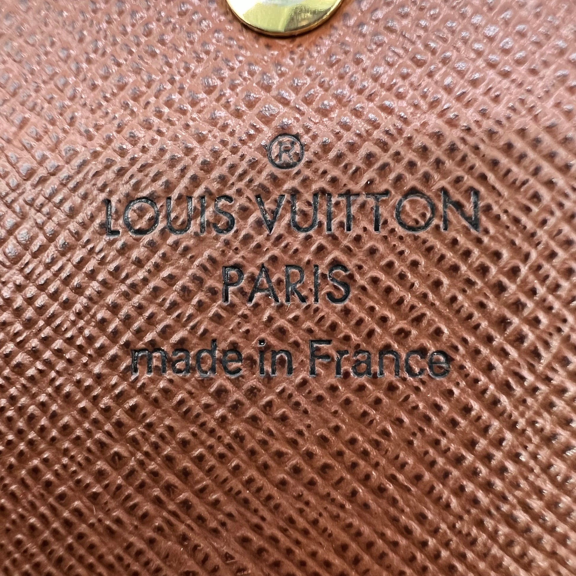Louis Vuitton Sarah Wallet W22181