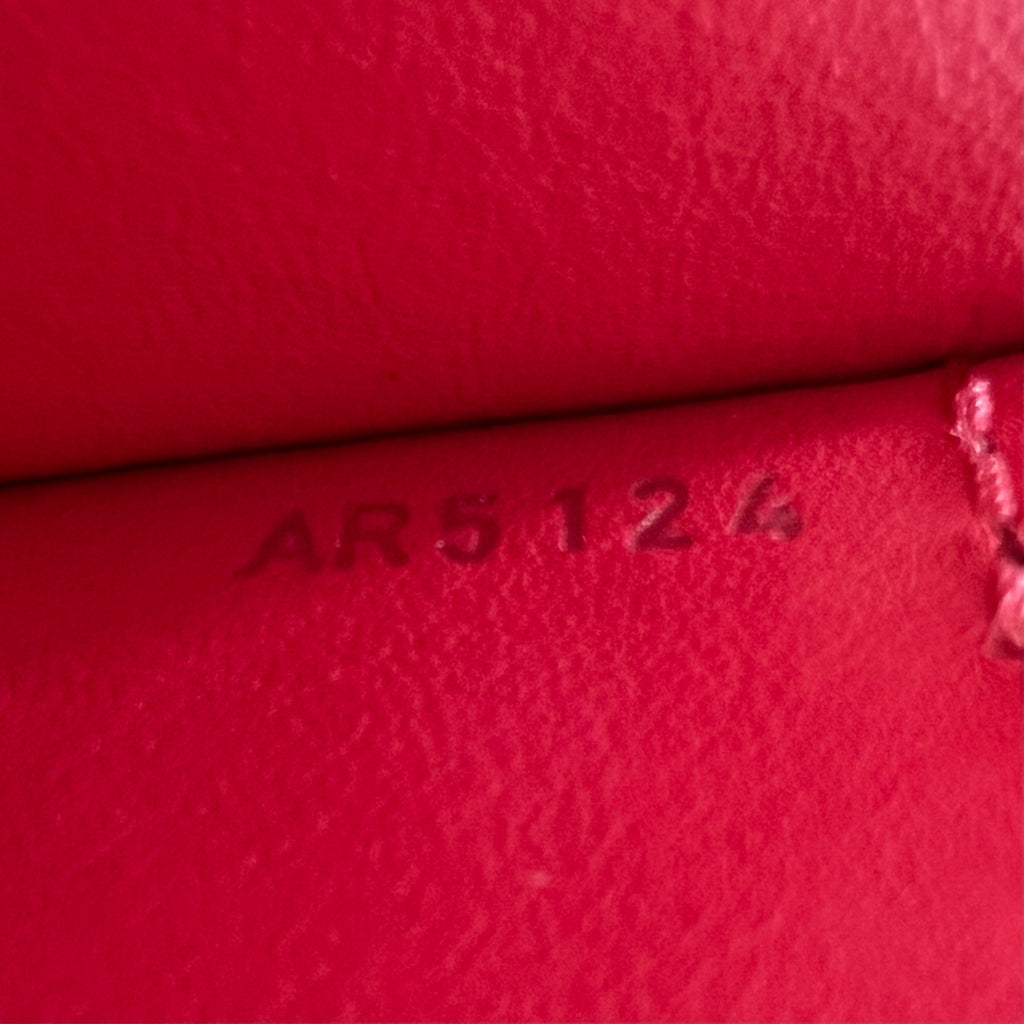 Taurillon Leather Capucines MM B22725