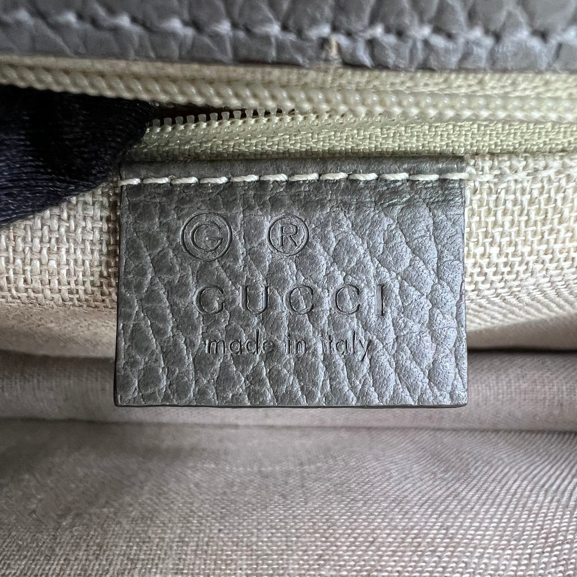 Gucci Small Interlocking G Dollar Calfskin Shoulder Bag B22787