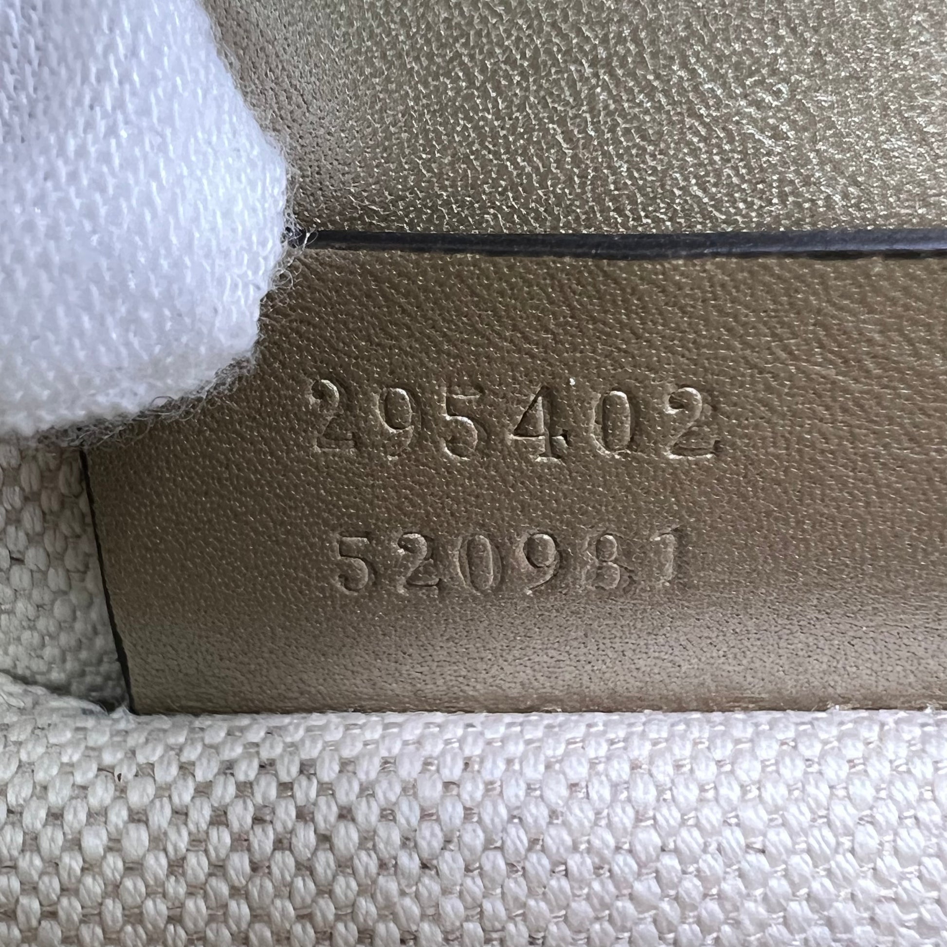 Gucci Small Emily Guccissima Shoulder Bag B22950