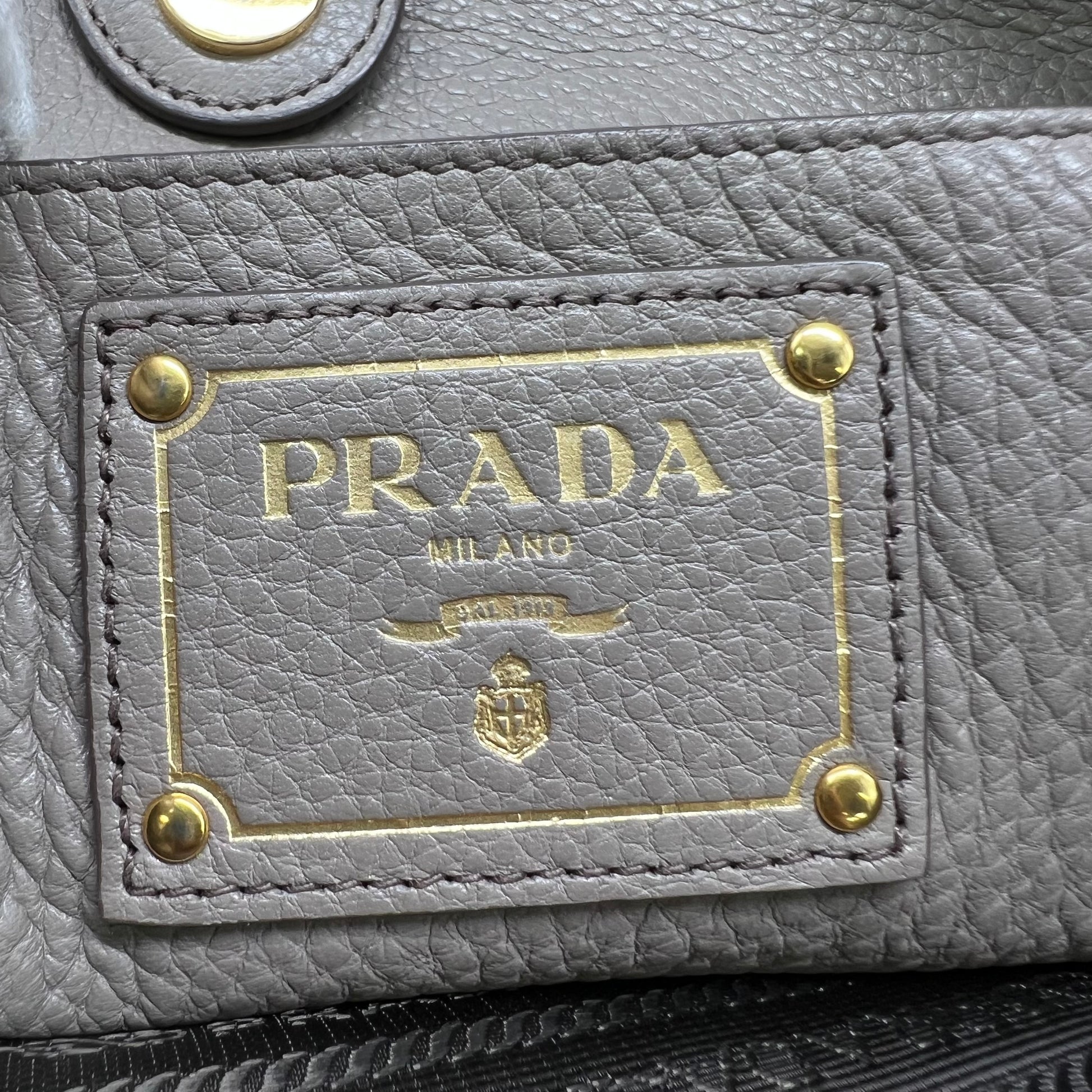 Prada Vitello Daino Tote B22854