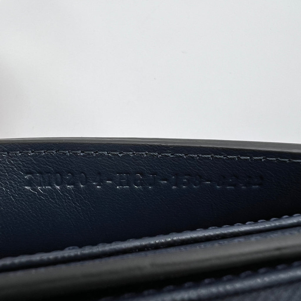 Fendi Continental Wallet on Chain W22403