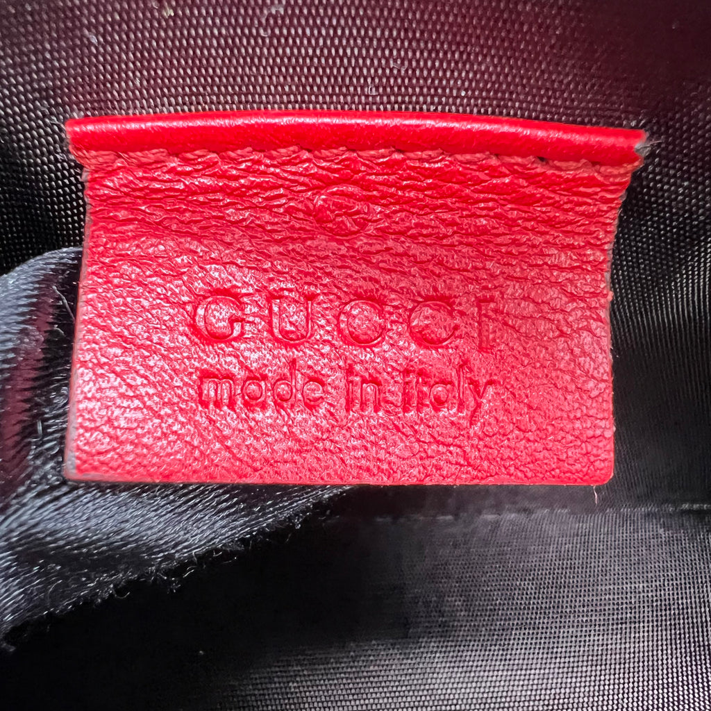 Gucci GG Supreme Monogram Nice Zip Around Wallet in Tabasco Red W22430