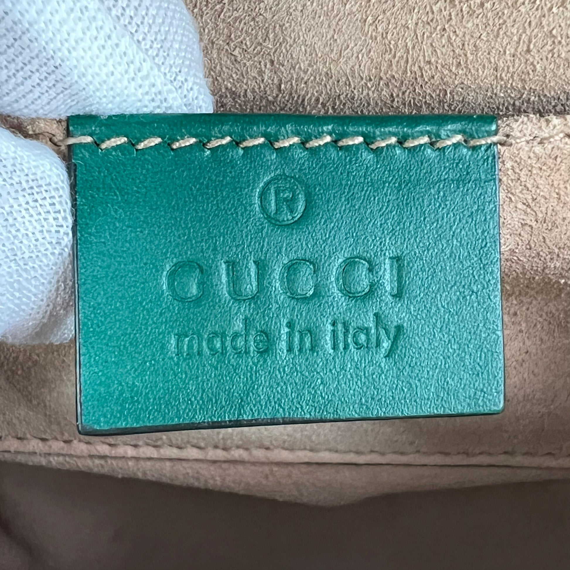 Gucci Signature Leather Padlock Small Shoulder Bag B22555