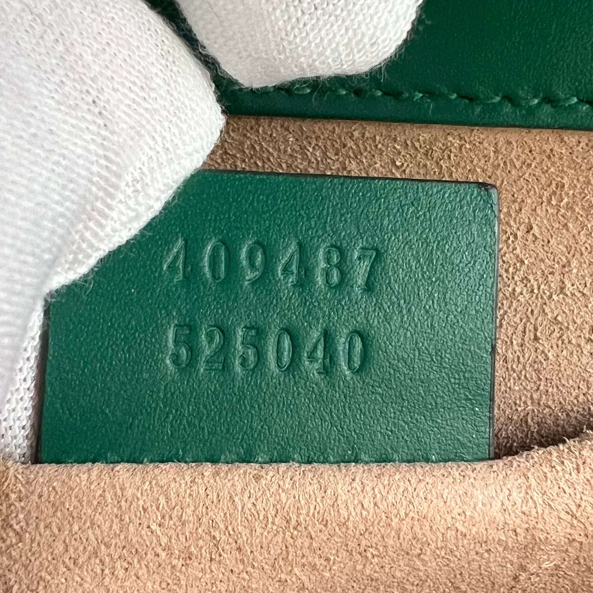 Gucci Signature Leather Padlock Small Shoulder Bag B22555
