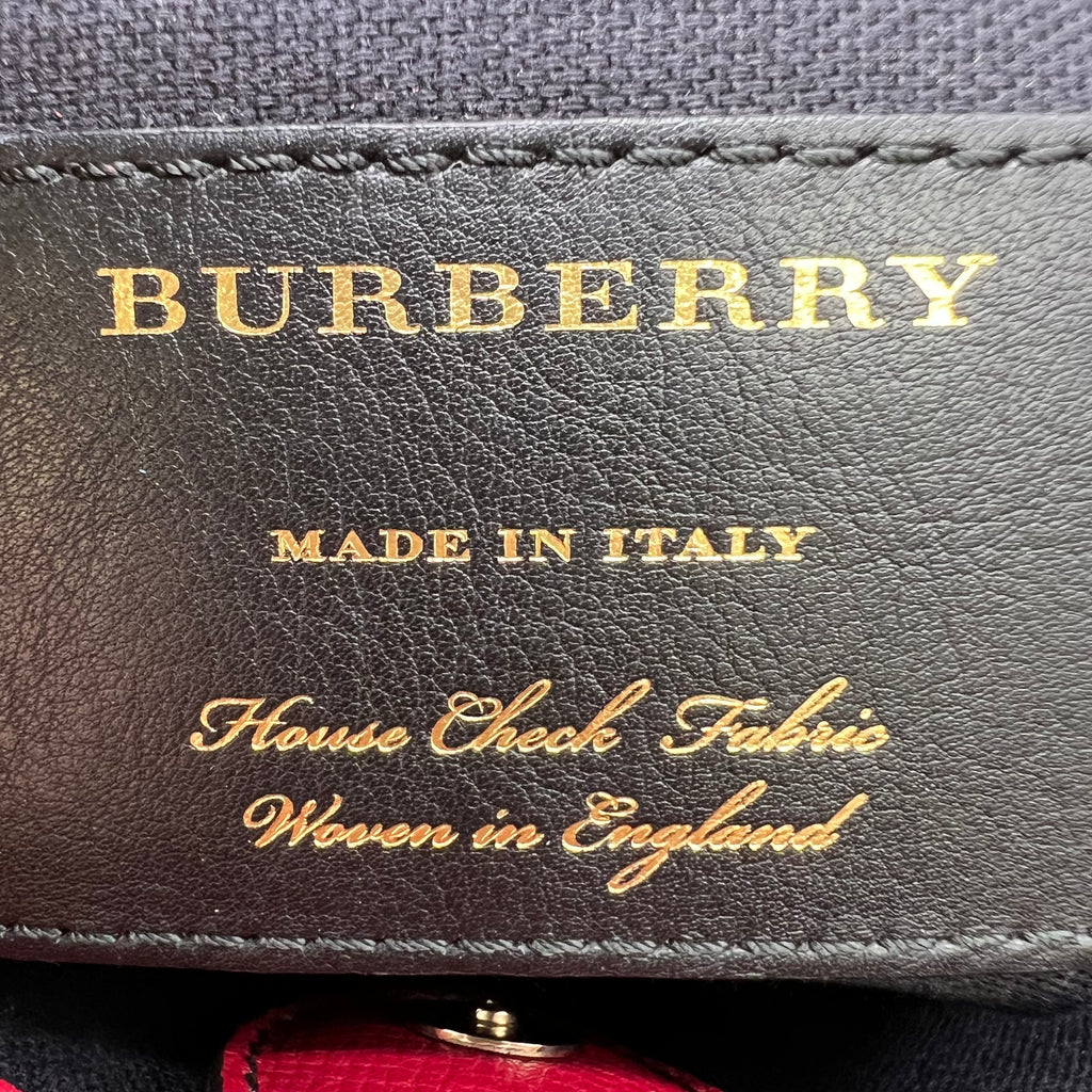 Burberry Medium Banner Tote Bag B23101