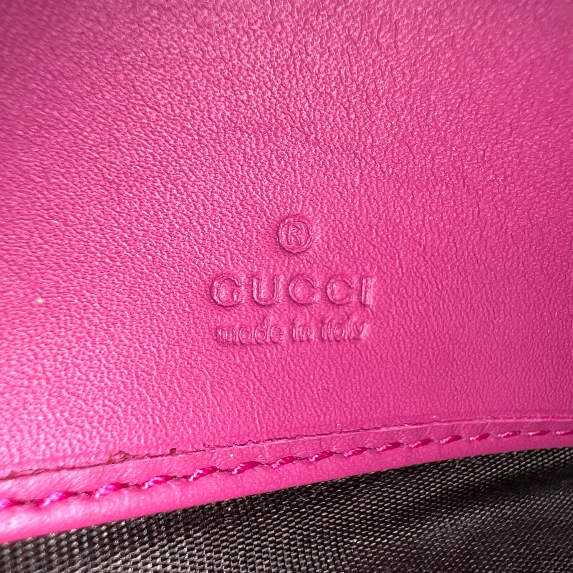 Gucci GG Supreme Canvas and Red Leather Continental Flap Wallet W22516