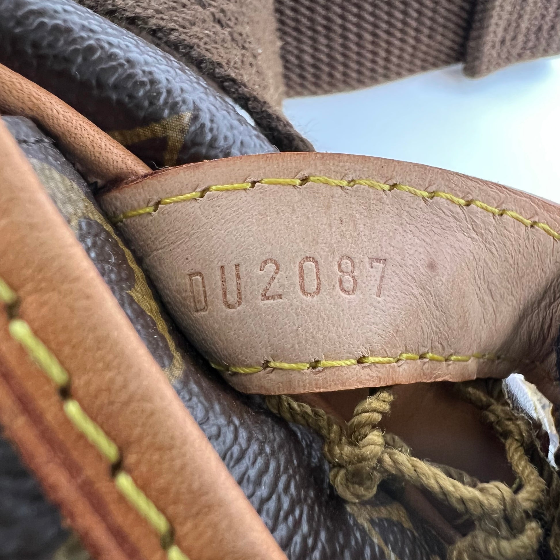 Louis Vuitton Monogram Canvas Congo GM Messenger Bag B23043