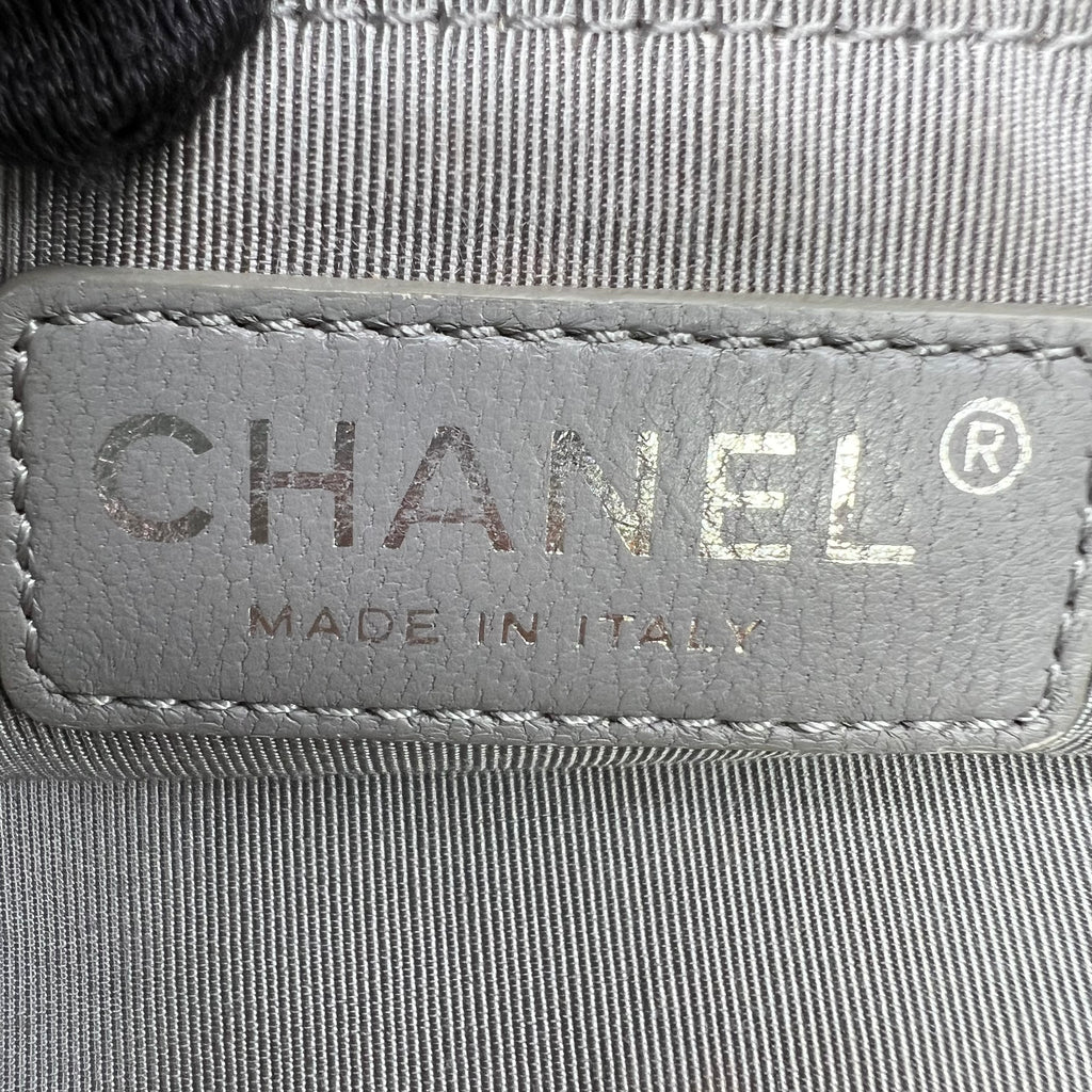 Chanel Calfskin Quilted Large Coco Pleats Tote Bag B23129