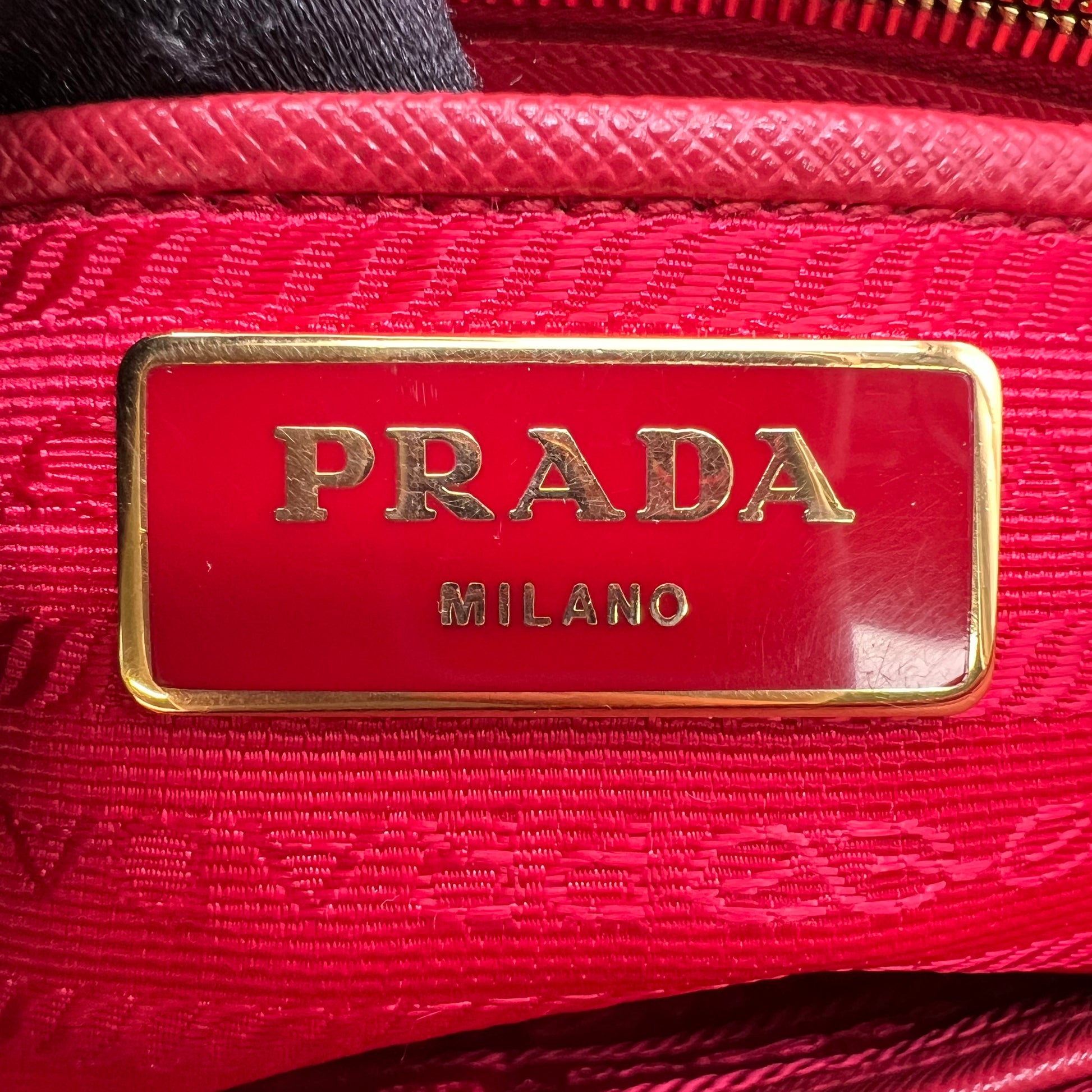 Prada Galleria Medium Saffiano Leather Bag B23056