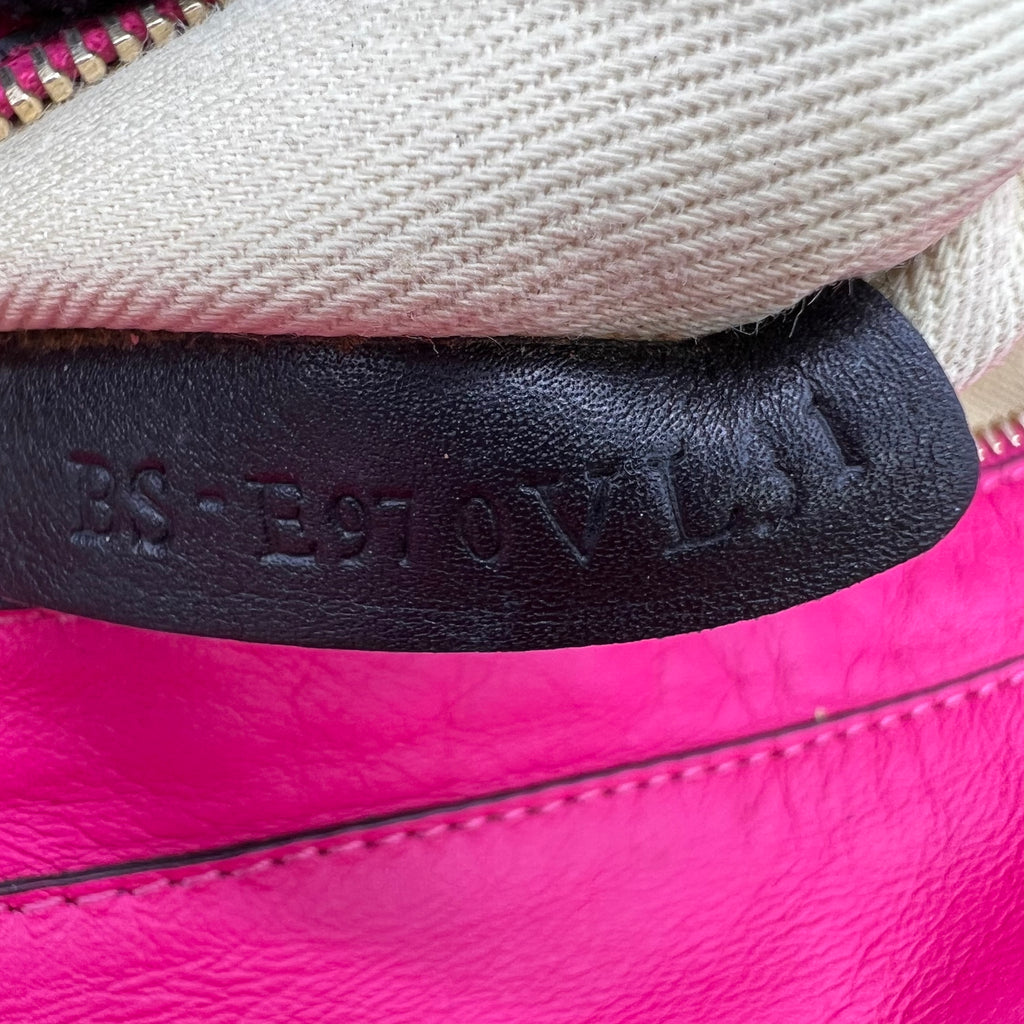 Valentino Garavani Vitello Rockstud Trapeze Tote Bag B22544