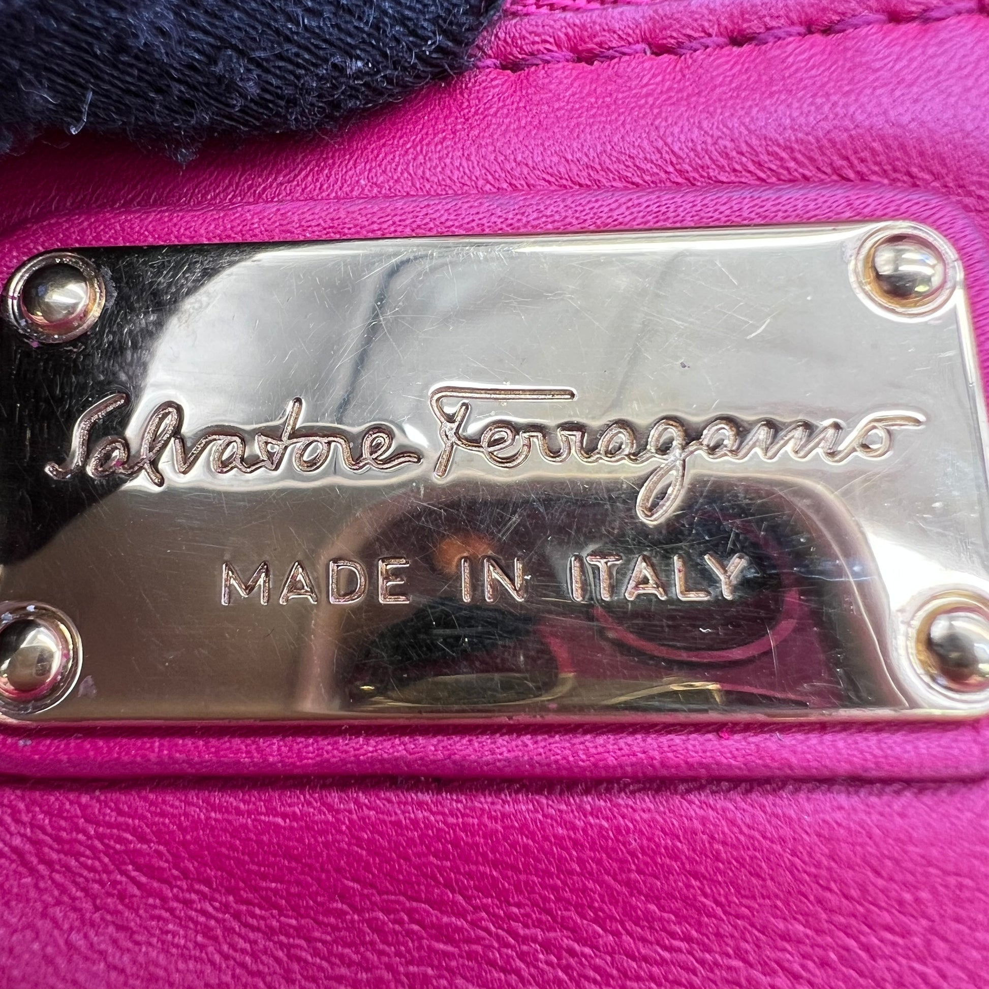 Salvatore Ferragamo Medium Sookie Satchel Bag B23026