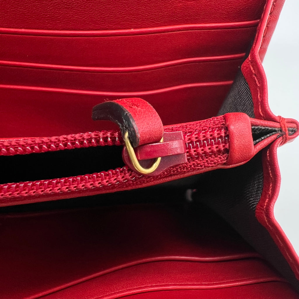 GG Marmont Continental Wallet in Red Soft Leather W22508