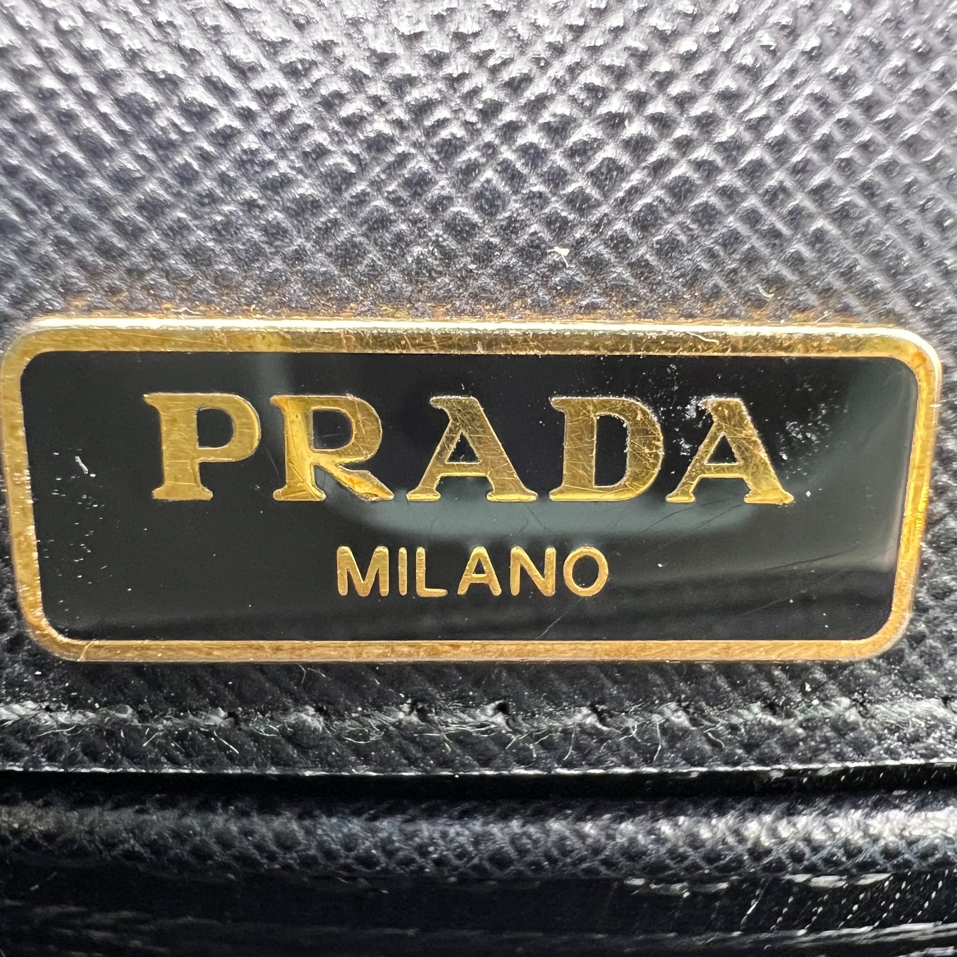 Saffiano Leather Cahier Small B23273