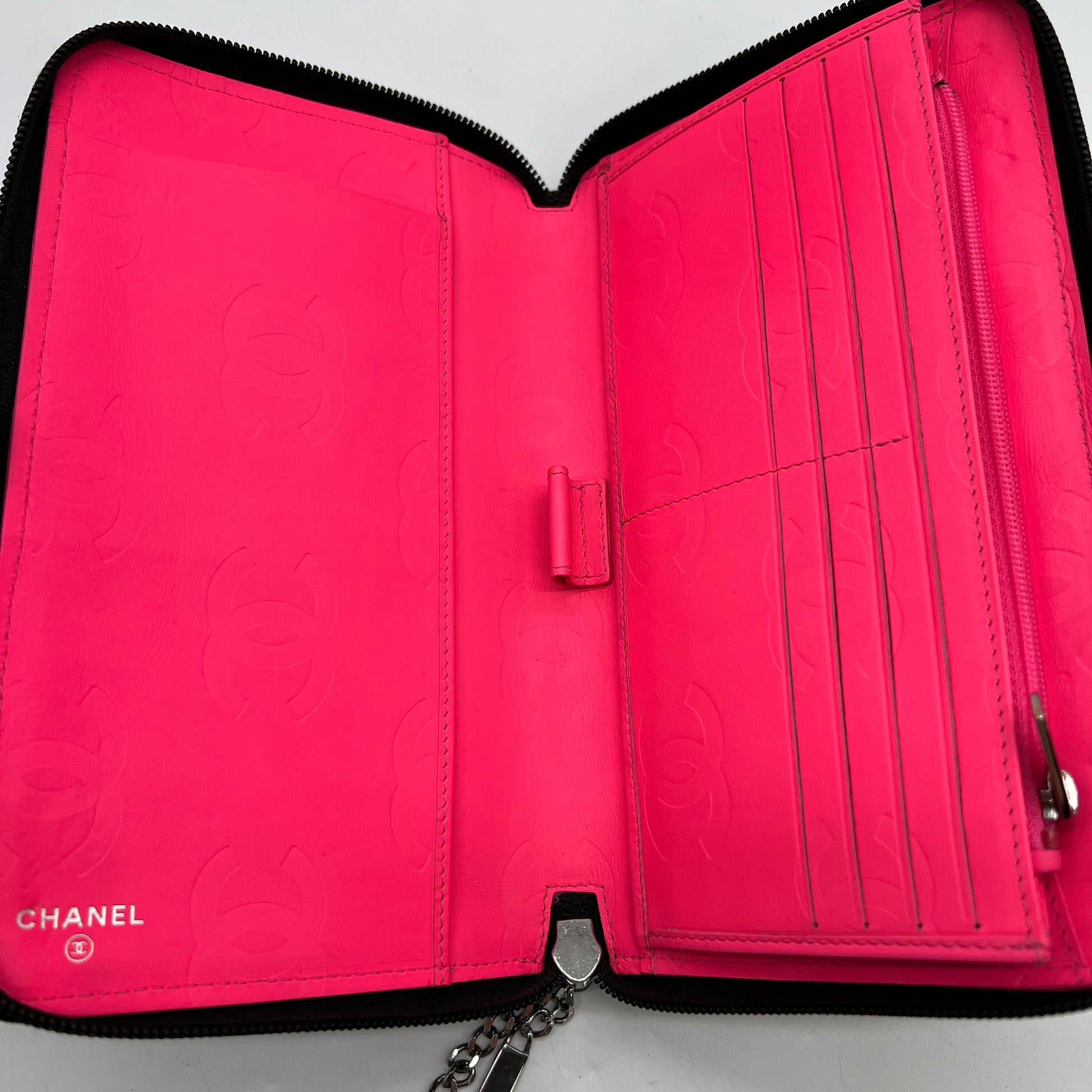 Calfskin Cambon Zip Around Organizer Wallet Black White W22518