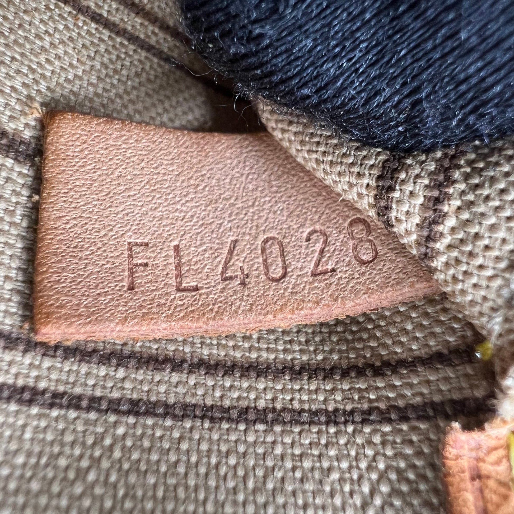 Louis Vuitton Monogram Neverfull MM B22891