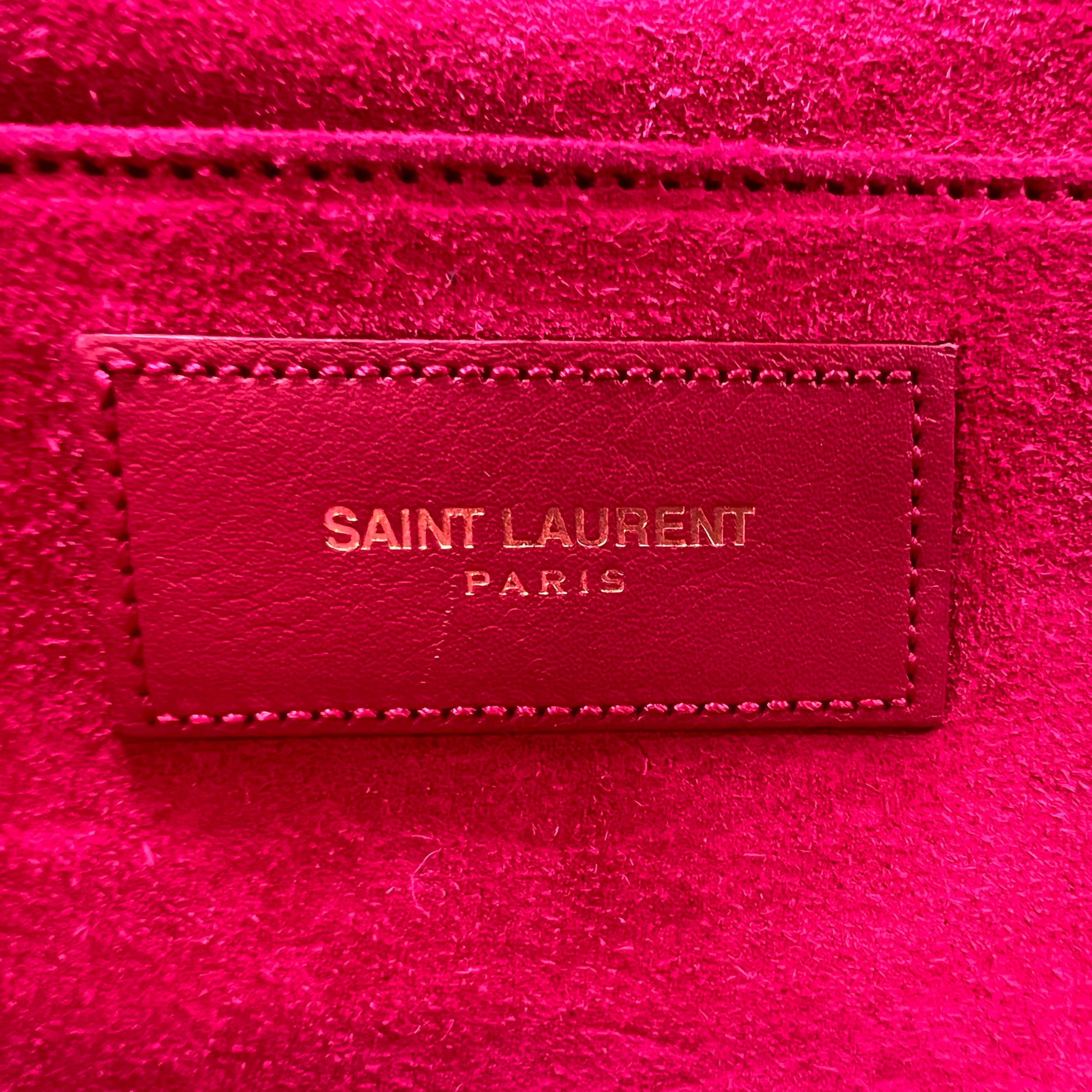 Saint Laurent Classic Y Ligne Clutch Bag W22484