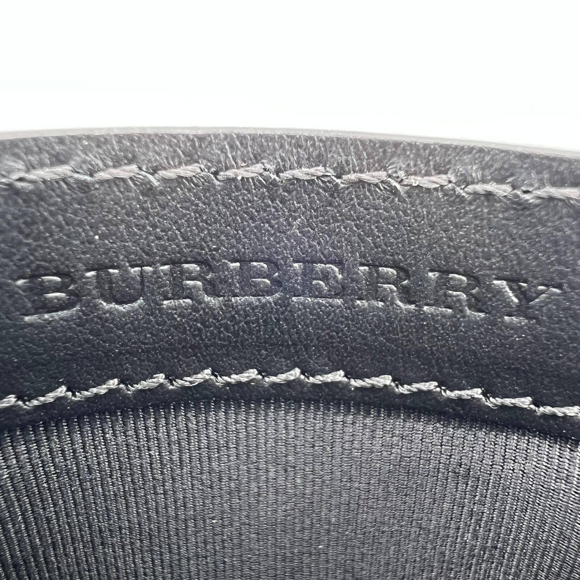 Burberry Sandon Vintage Check Leather Card Case W22590