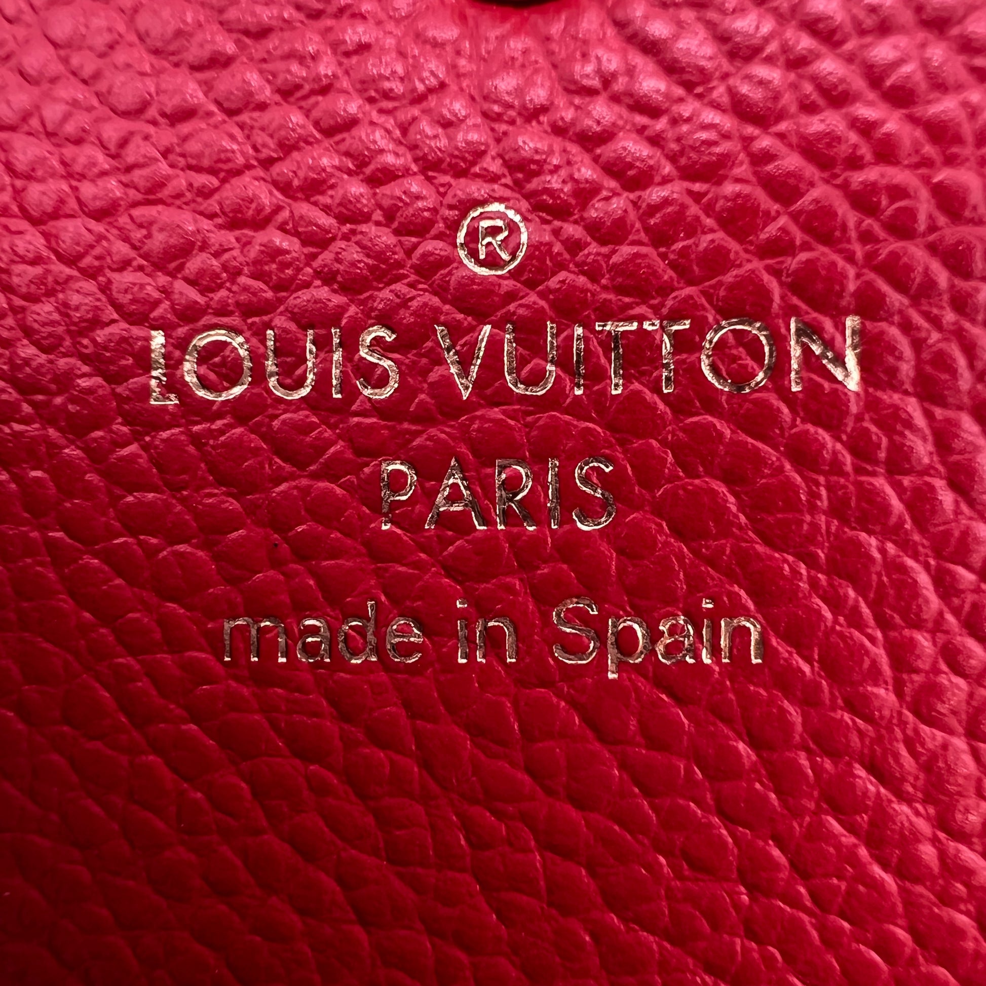 Louis Vuitton Enveloppe Carte de Visite in Monogram Empreinte W22574